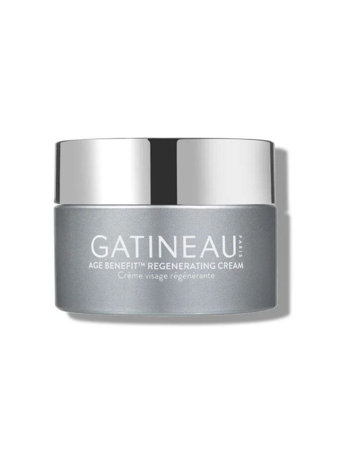 Luksuslik ja intensiivselt niisutav näo- ja kaelakreem, mis on loodud spetsiaalselt kuiva ja küpse naha hoolduseks. Age Benefit™ Regenerating Cream aitab korraga vähendada vananemisilminguid, siluda kortse, taastada naha prinkust ja ühtlustada jumet.