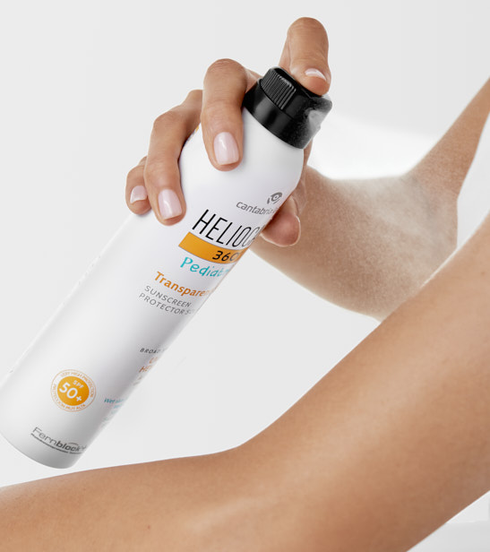 HELIOCARE 360º Pediatrics Transparent Spray SPF50+