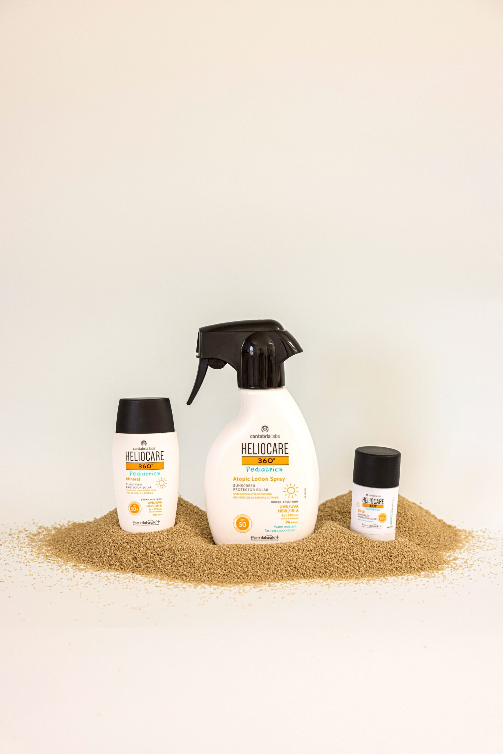 HELIOCARE 360º Pediatric Atopic Spray SPF50+