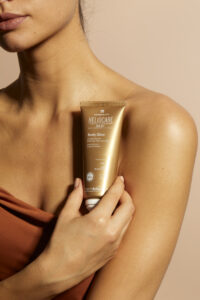 HELIOCARE 360º Body Glow SPF50+