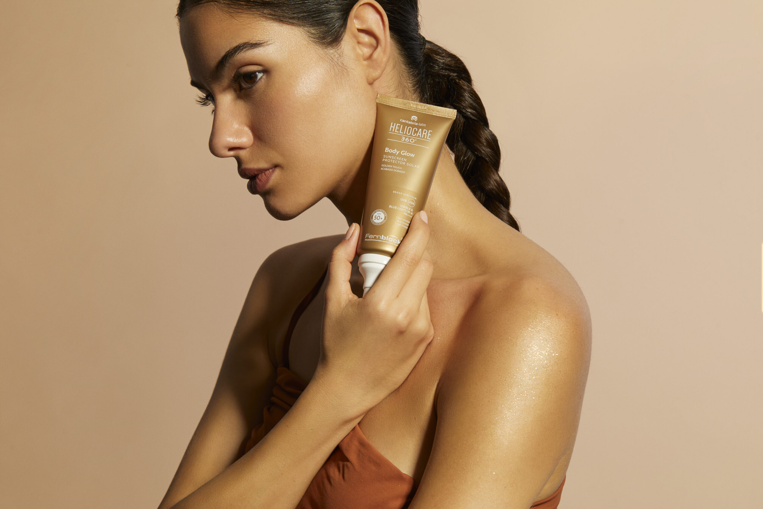 HELIOCARE 360º Body Glow SPF50+