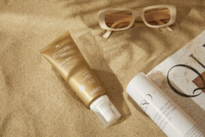 HELIOCARE 360º Body Glow SPF50+