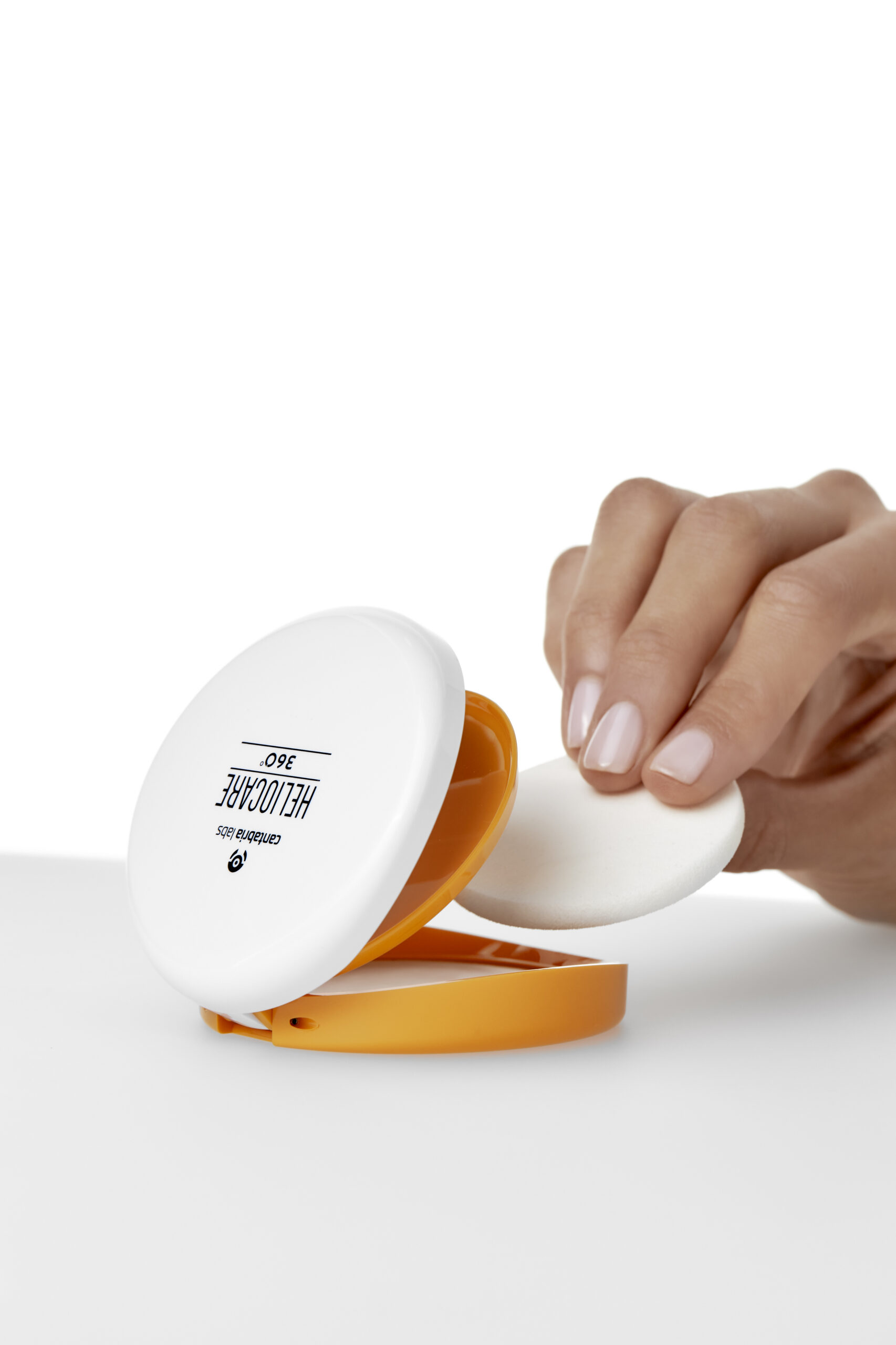 HELIOCARE 360° Oil-Free Compact, 10g Toonid: Pearl / Beige / Bronze